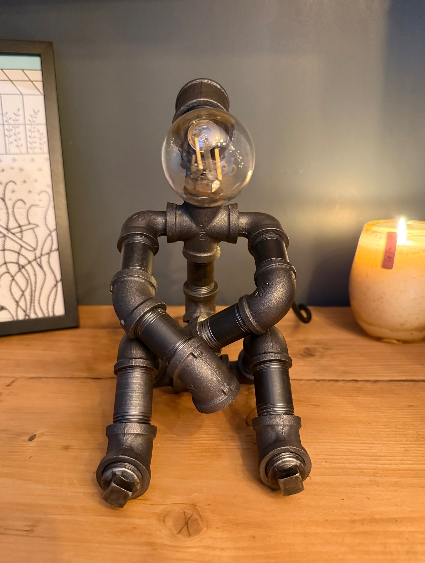 The Tranquil Man Industrial Iron Pipe Lamp & Modern White Bulb