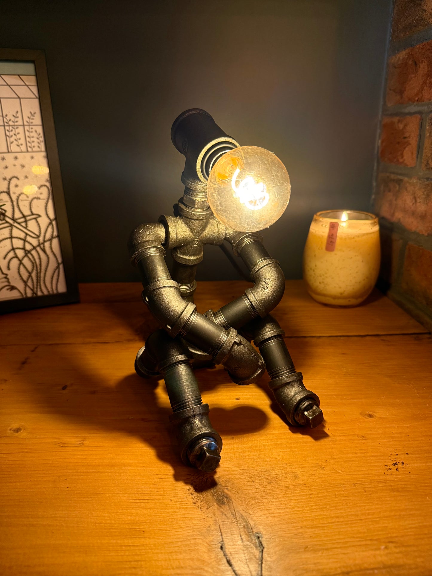 The Tranquil Man Industrial Iron Pipe Lamp & Vintage Style Bulb