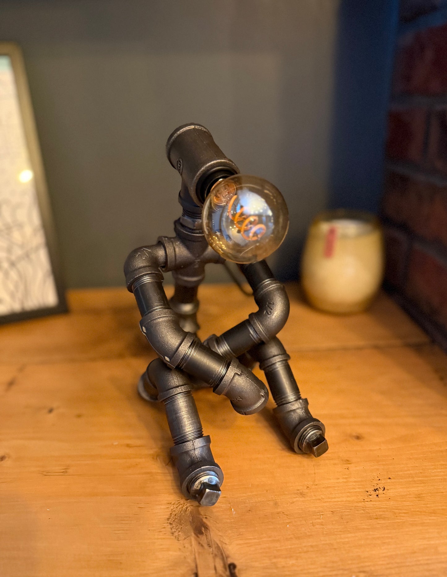 The Tranquil Man Industrial Iron Pipe Lamp & Vintage Style Bulb