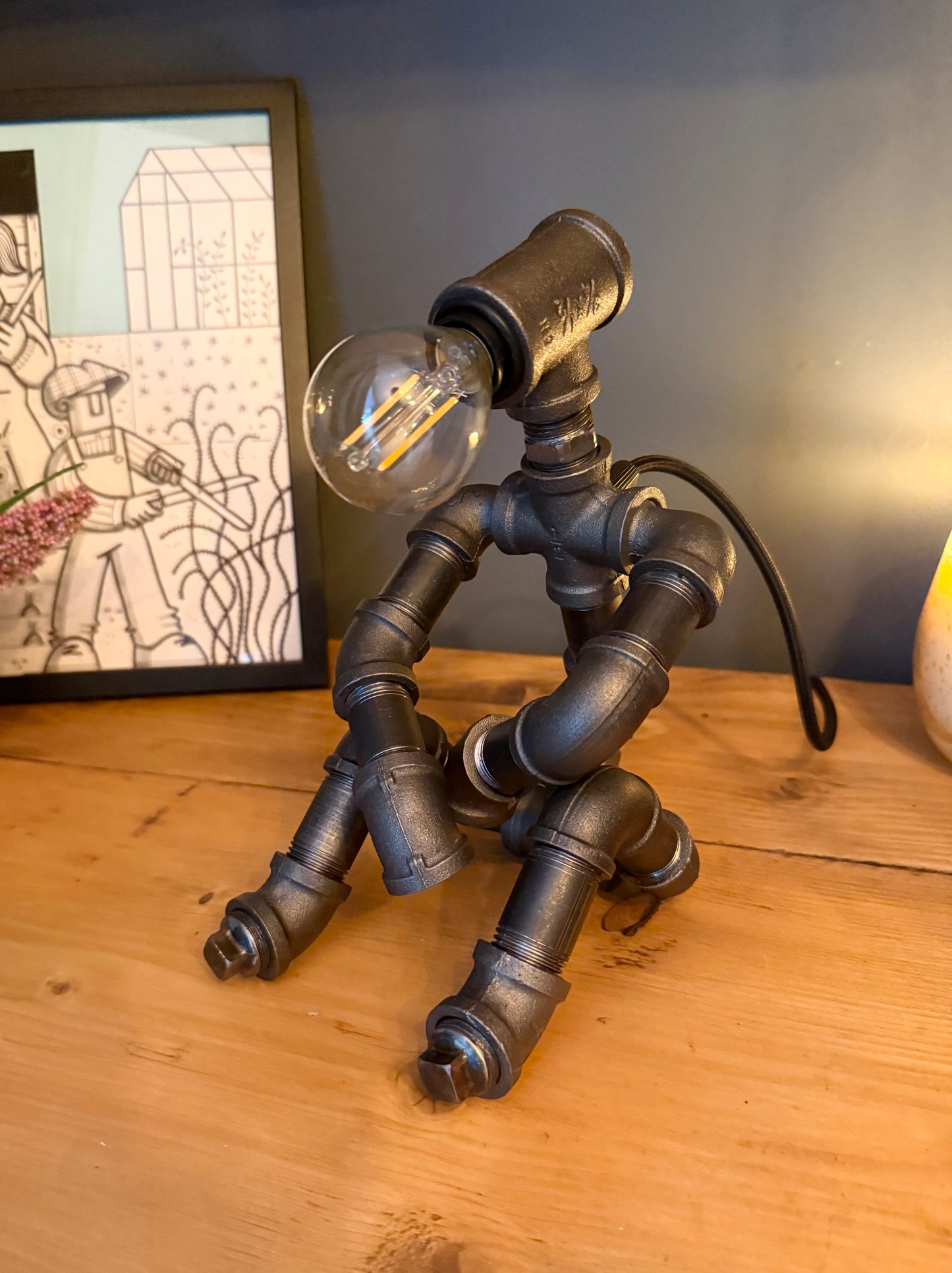 The Tranquil Man Industrial Iron Pipe Lamp & Modern White Bulb