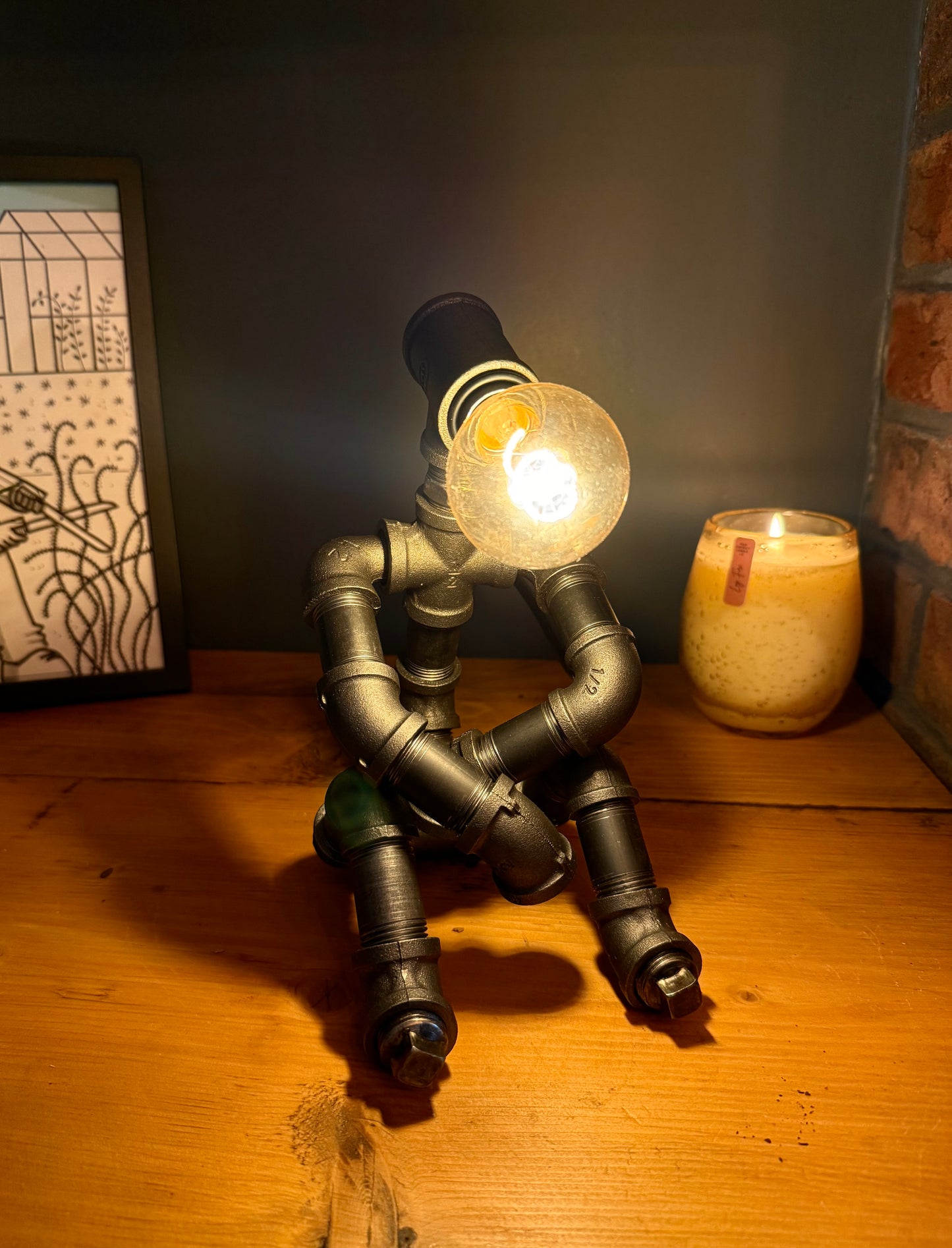 The Tranquil Man Industrial Iron Pipe Lamp & Vintage Style Bulb
