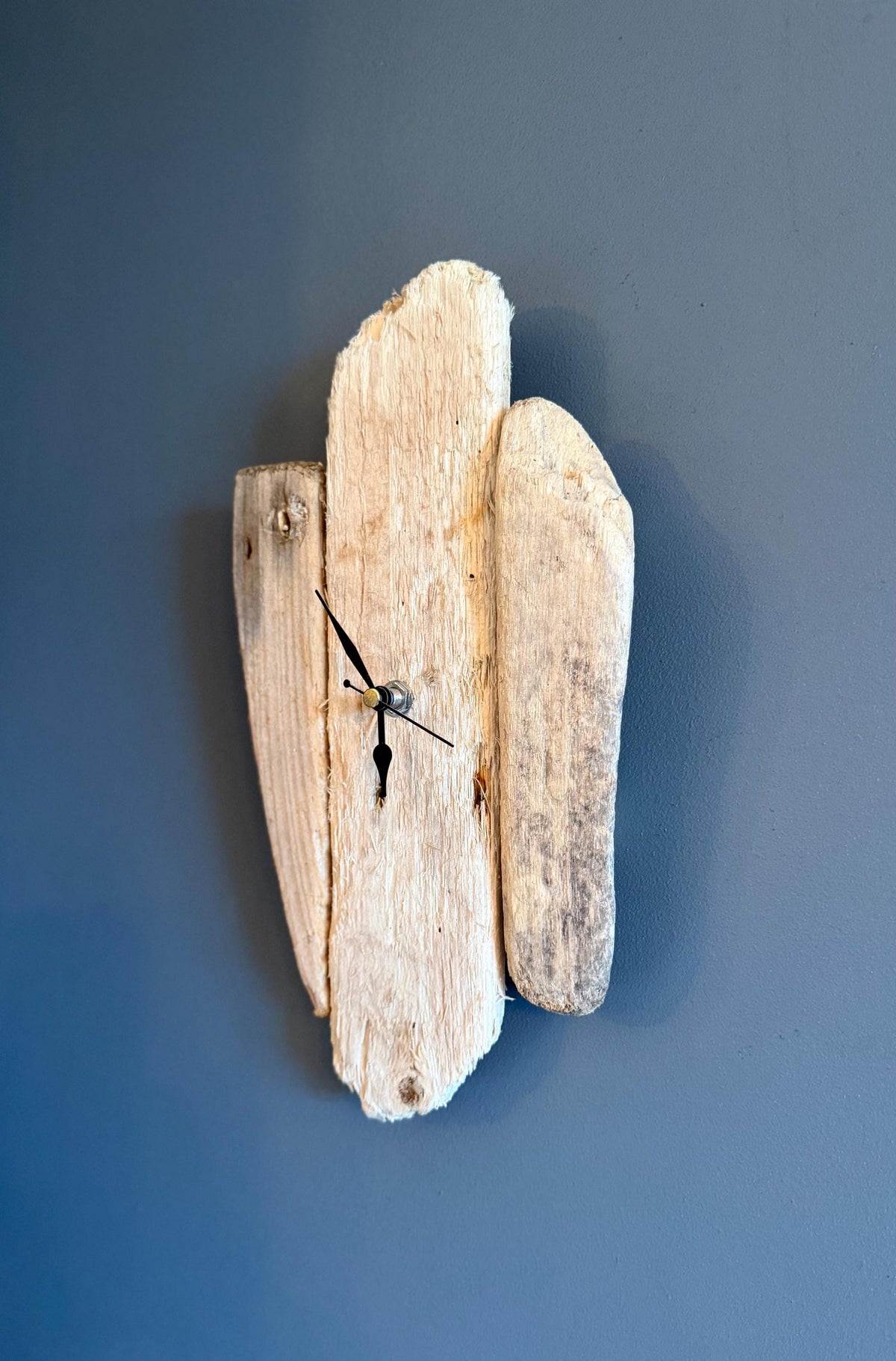 Small Handmade Driftwood Wall Clock – Rustic Coastal Wood Home Decor
