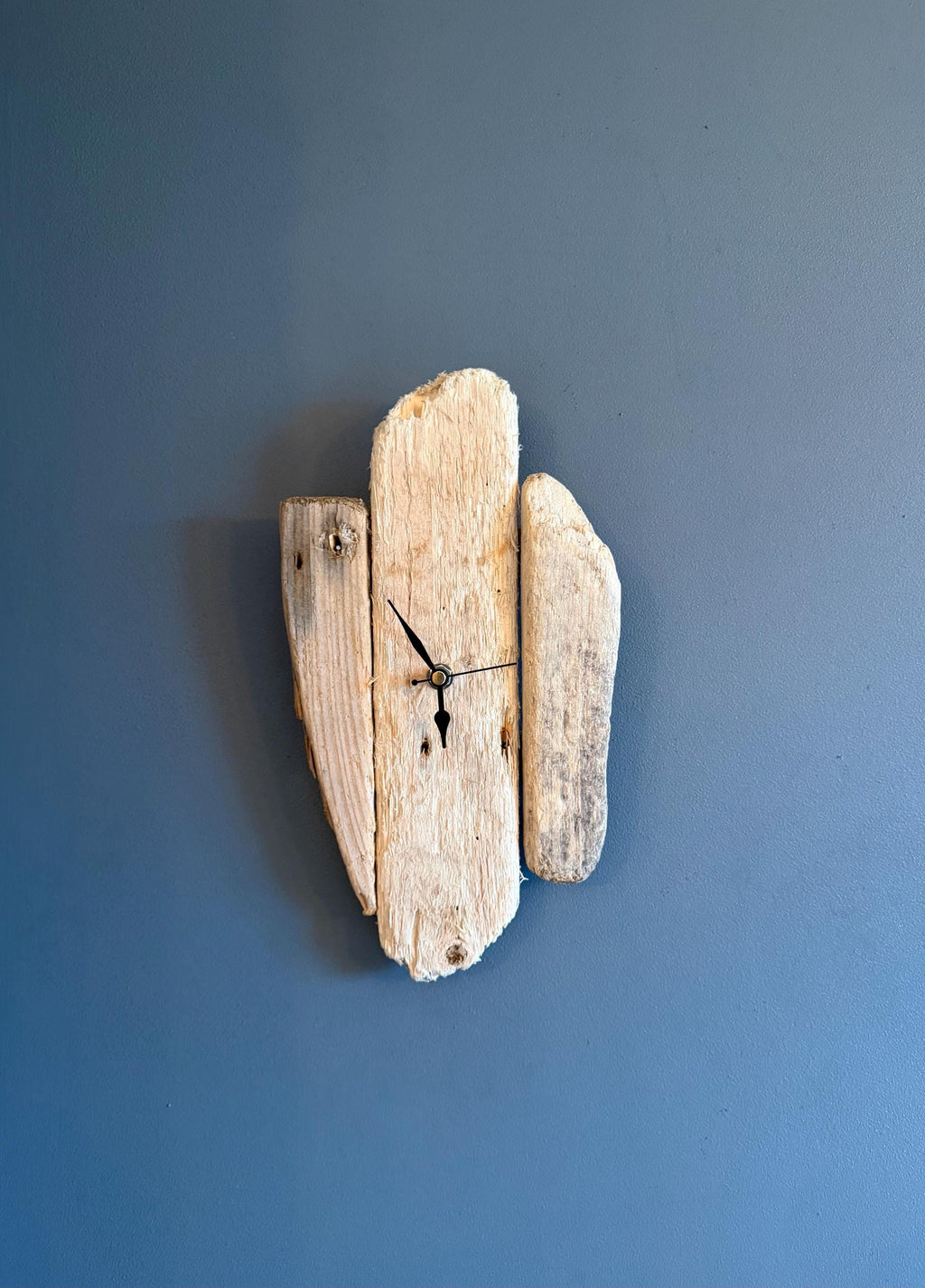 Small Handmade Driftwood Wall Clock – Rustic Coastal Wood Home Decor