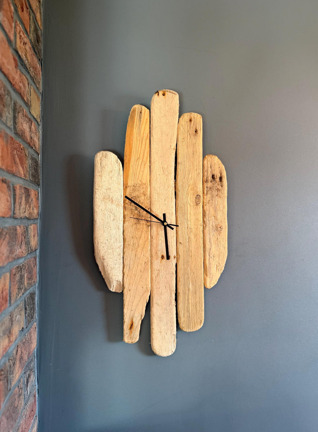 Large Handmade Driftwood Wall Clock – Silent Rustic Coastal Wood Clock