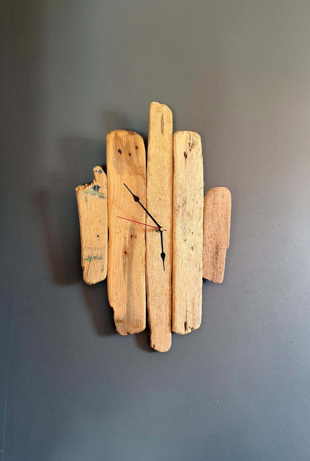 Handmade Driftwood Wall Clock – Silent Rustic Coastal Wood Clock