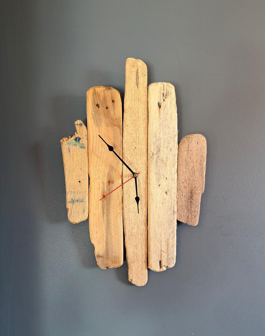 Handmade Driftwood Wall Clock – Silent Rustic Coastal Wood Clock