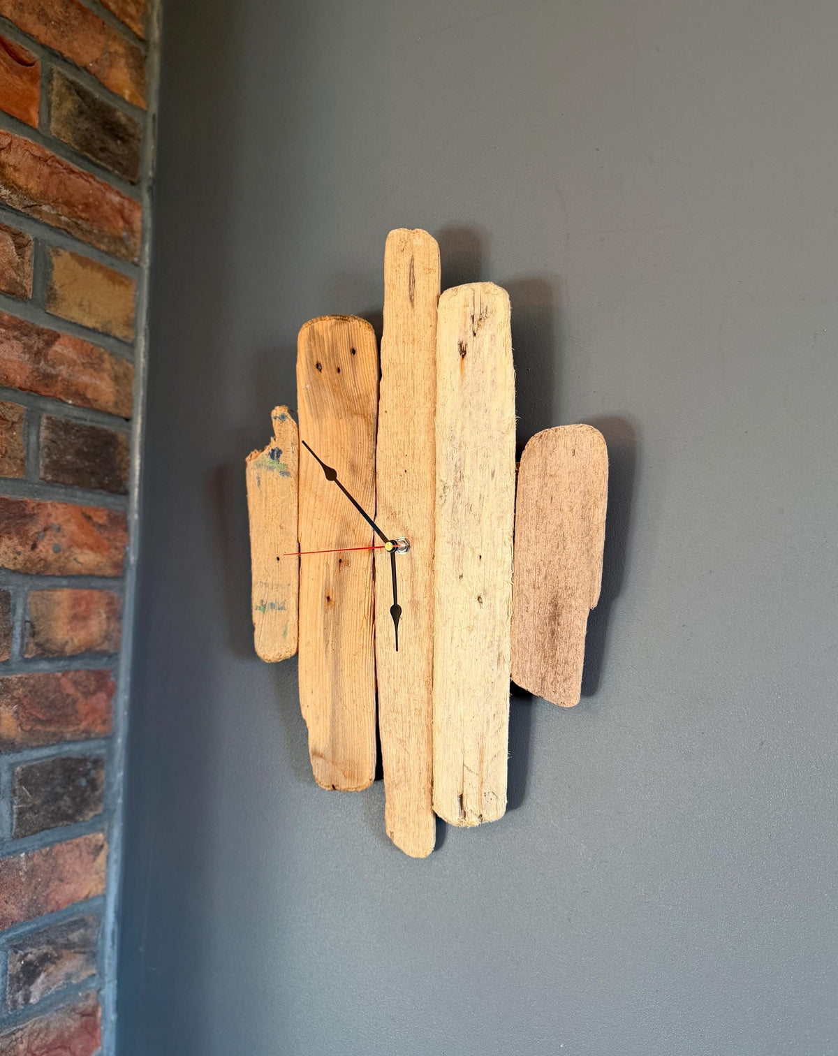 Handmade Driftwood Wall Clock – Silent Rustic Coastal Wood Clock