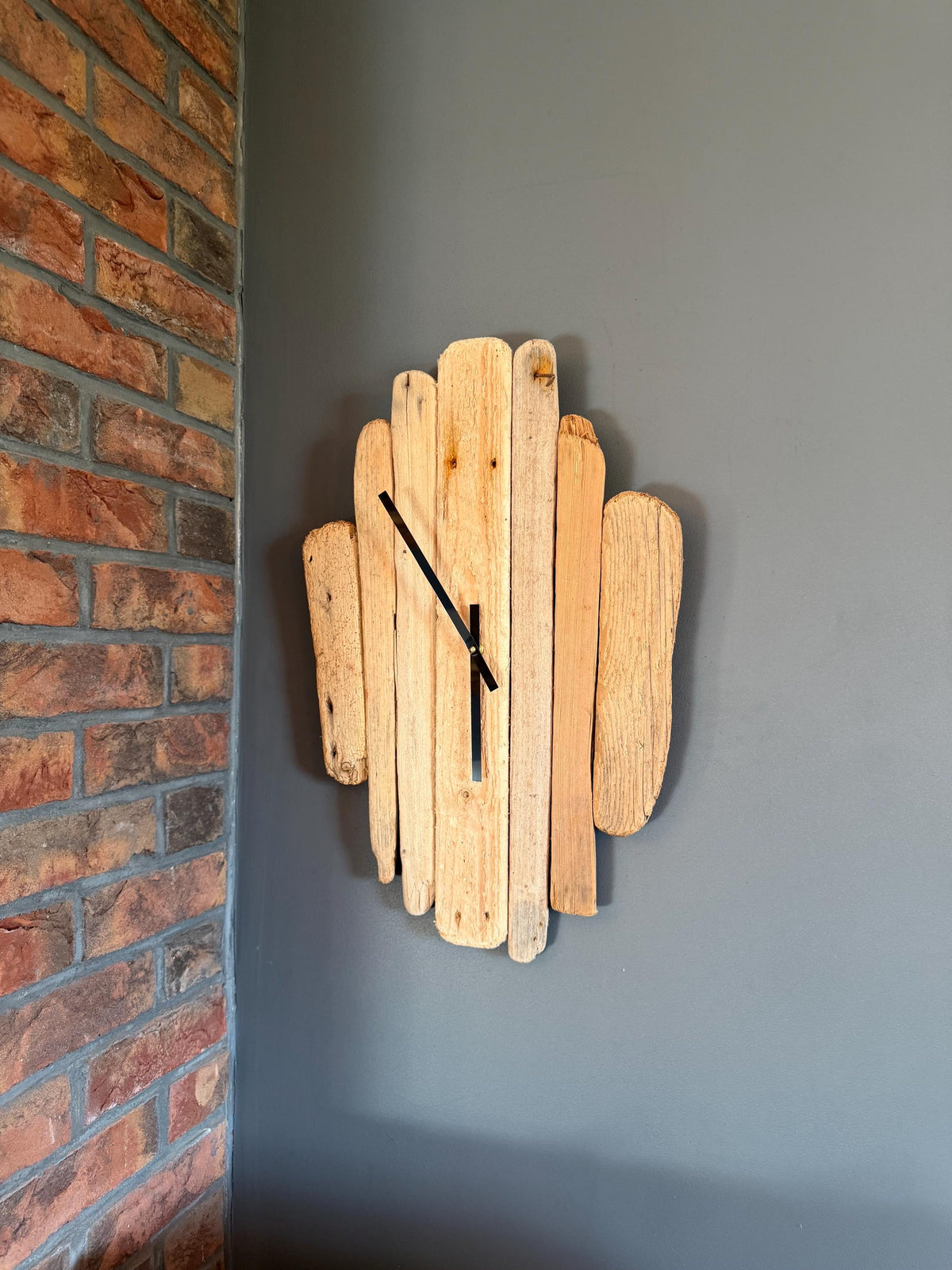 Large Handmade Driftwood Wall Clock – Rustic Reclaimed Wood Coastal Clock