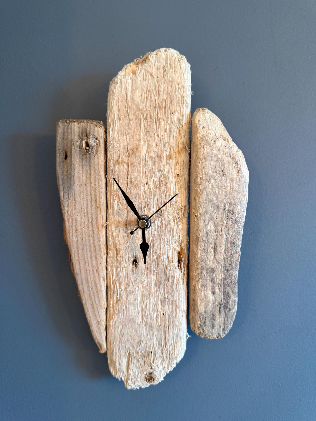 Small Handmade Driftwood Wall Clock – Rustic Coastal Wood Home Decor