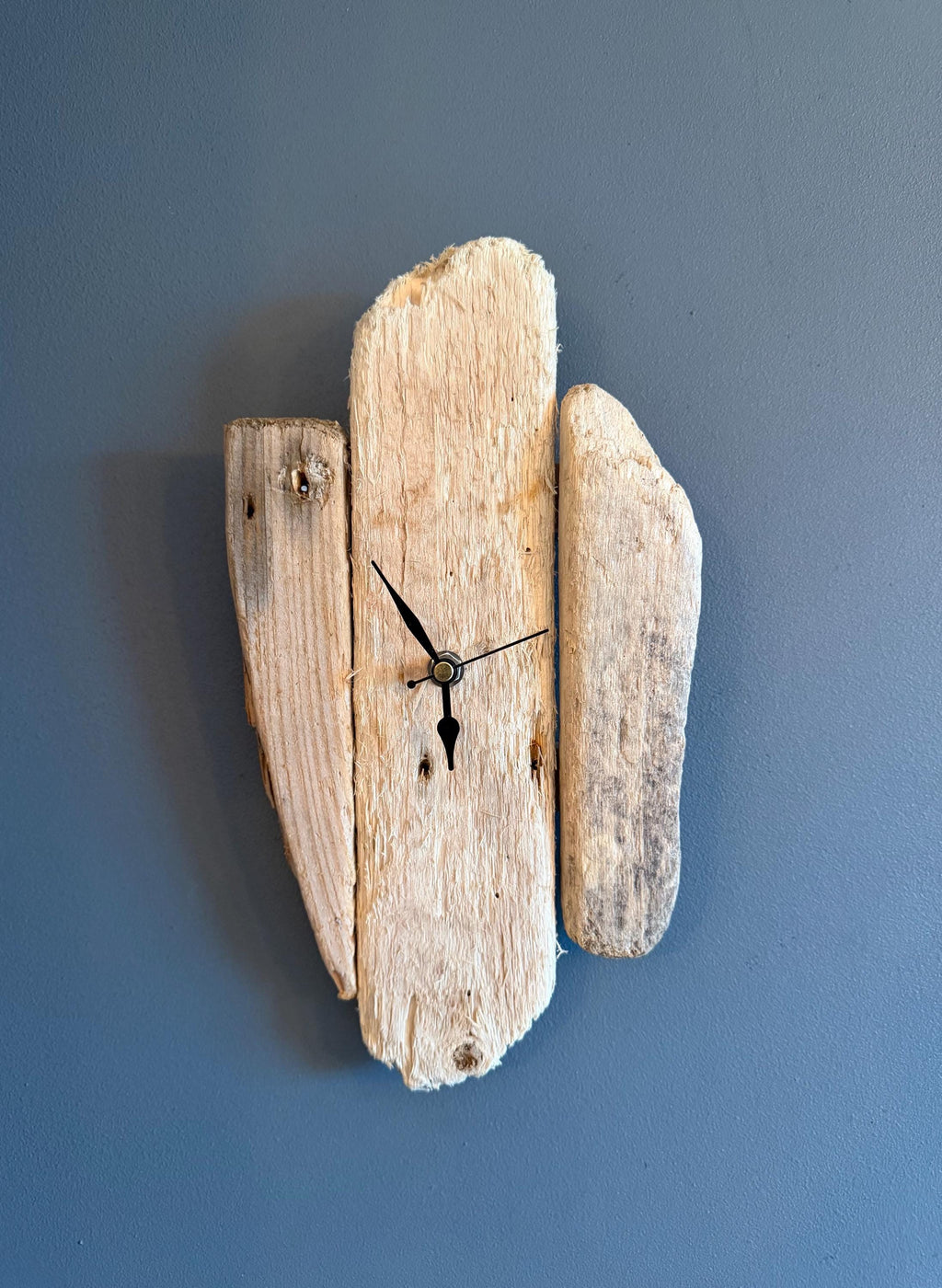 Small Handmade Driftwood Wall Clock – Rustic Coastal Wood Home Decor